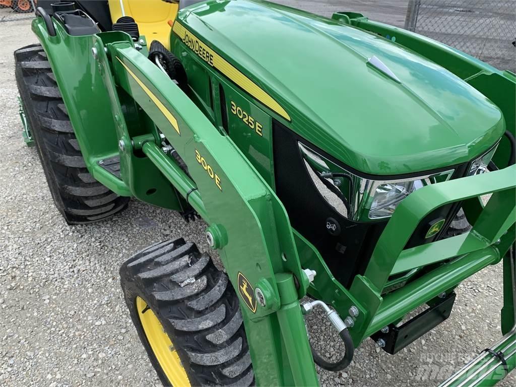 John Deere 3025E Trattori compatti