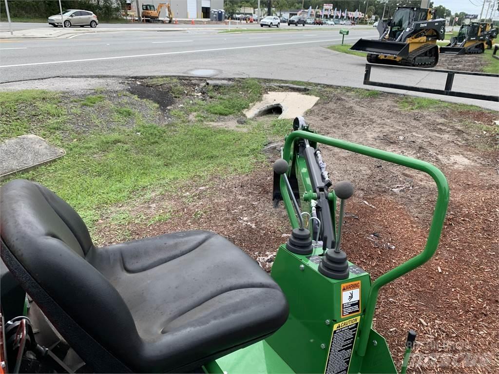 John Deere 3032E Trattori compatti