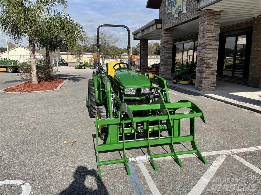 John Deere 3032E Trattori compatti
