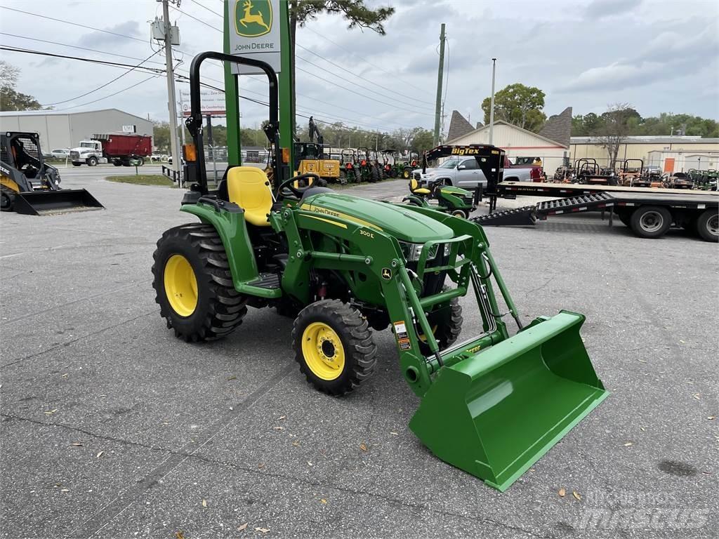 John Deere 3032E Trattori compatti