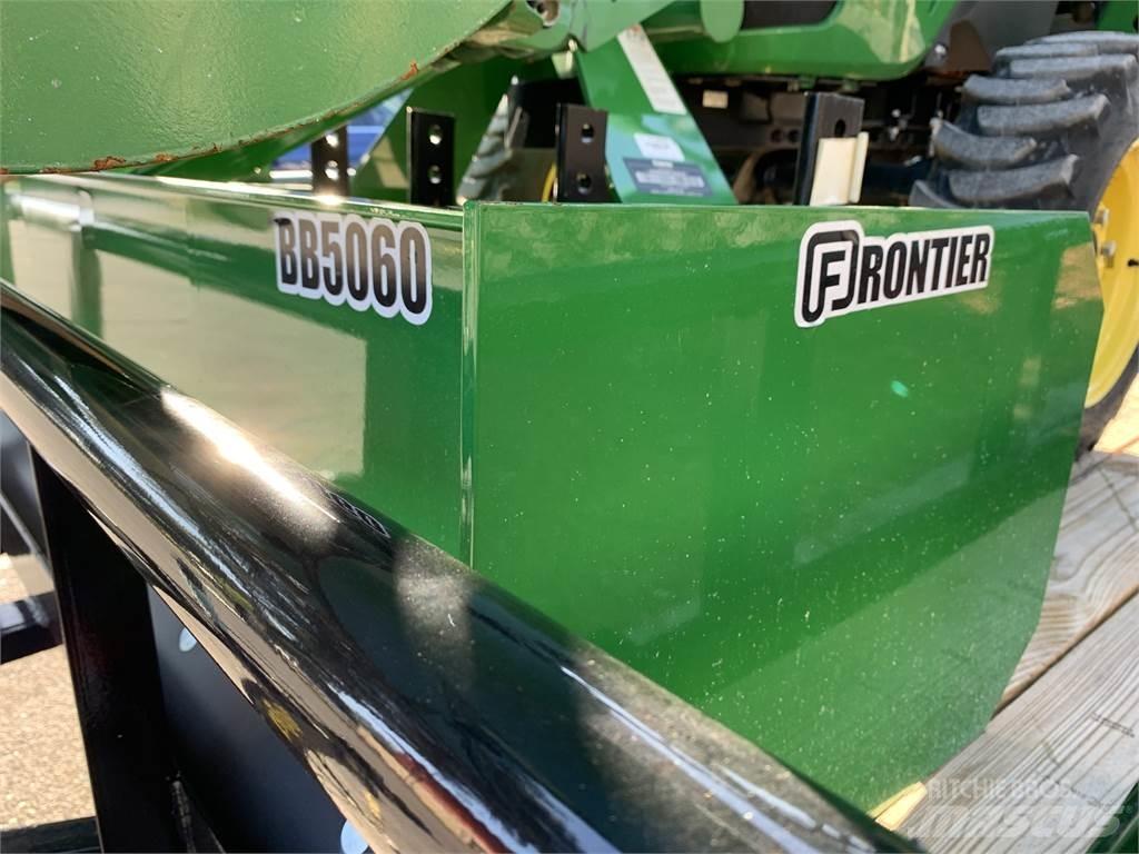 John Deere 3032E Trattori compatti