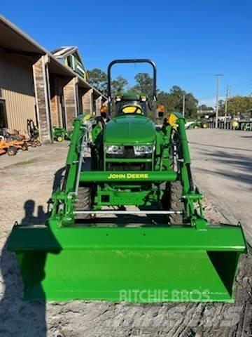 John Deere 3033R Trattori compatti