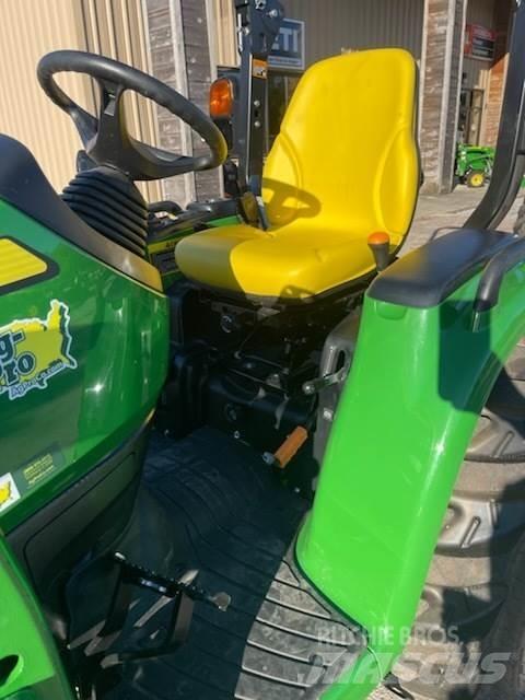 John Deere 3033R Trattori compatti
