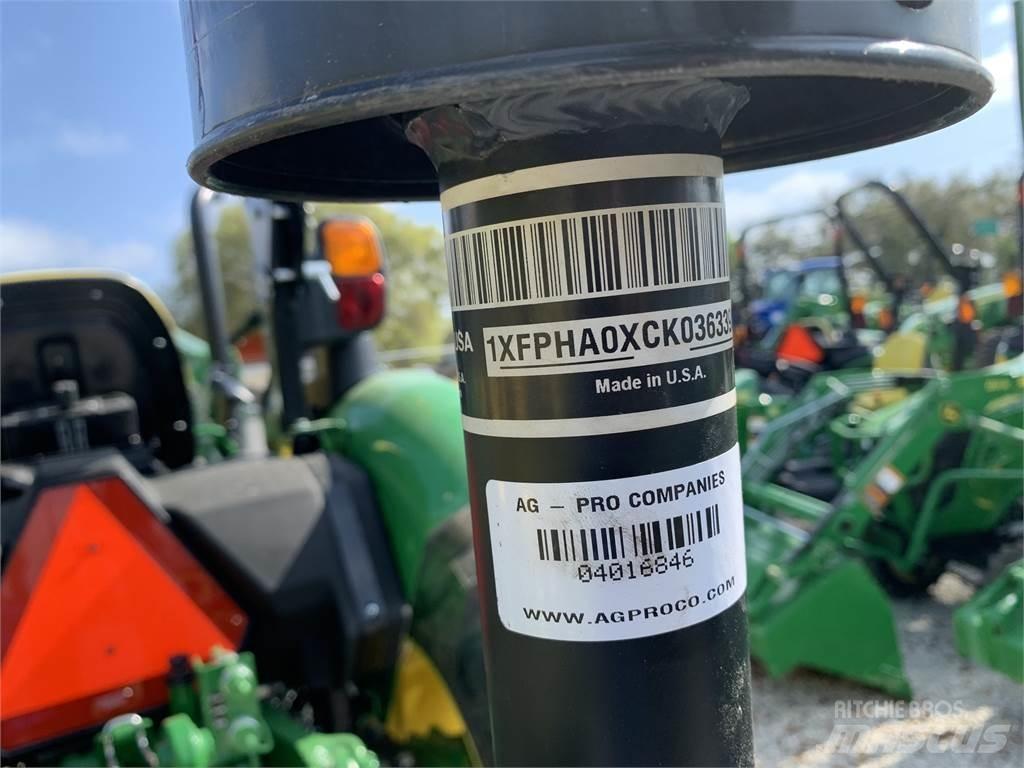 John Deere 3038E Trattori compatti