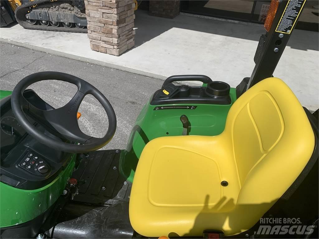 John Deere 3038E Trattori compatti