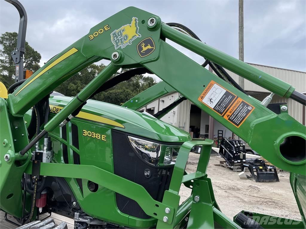 John Deere 3038E Trattori compatti