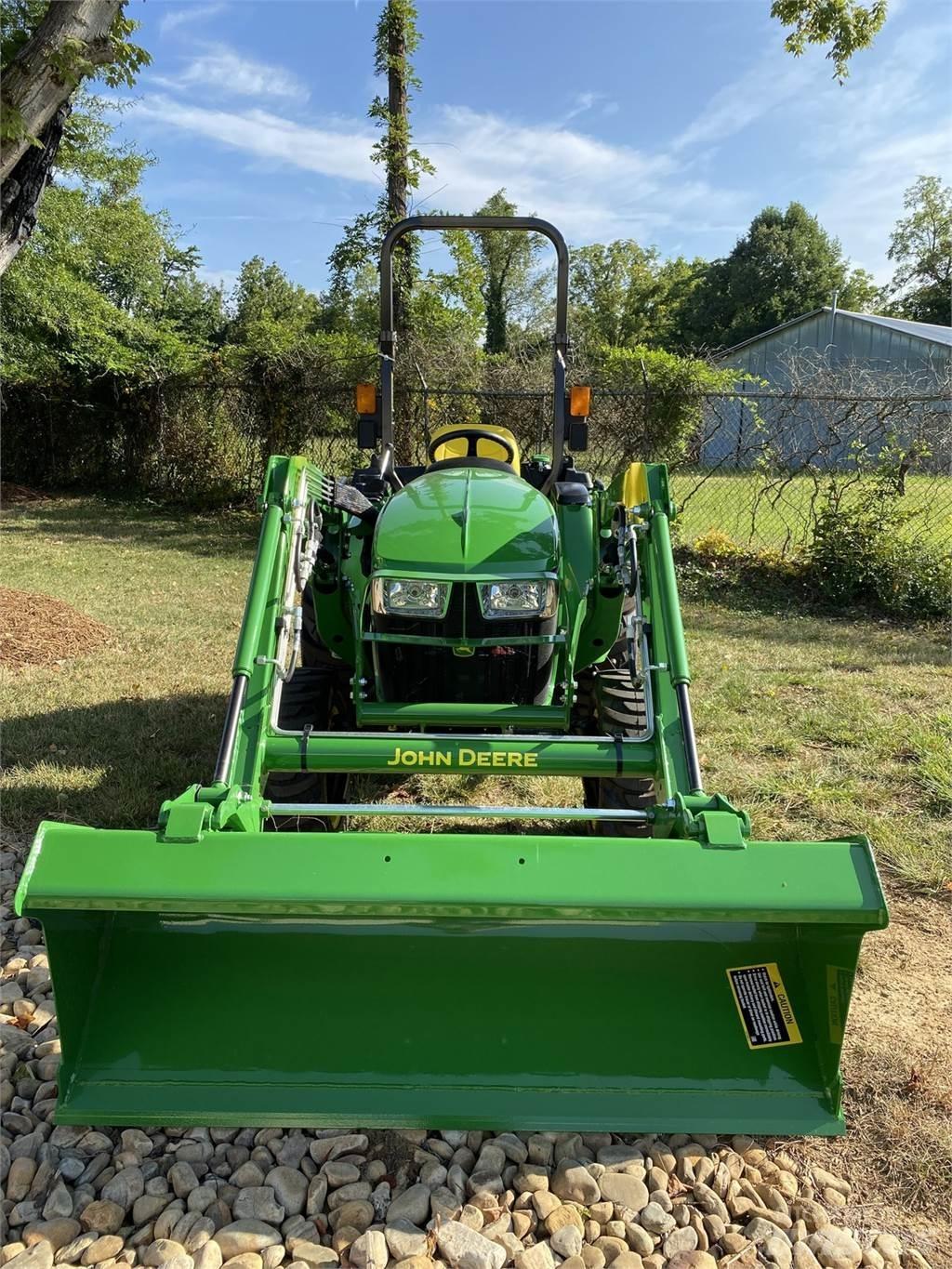 John Deere 3038E Trattori compatti
