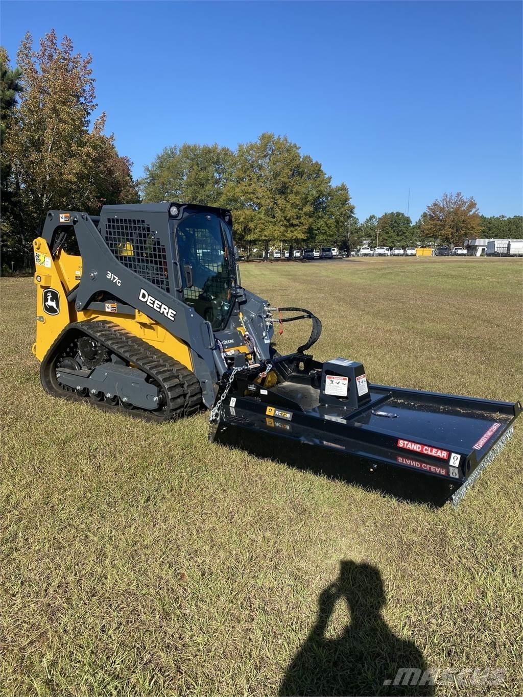 John Deere 317G Mini pale
