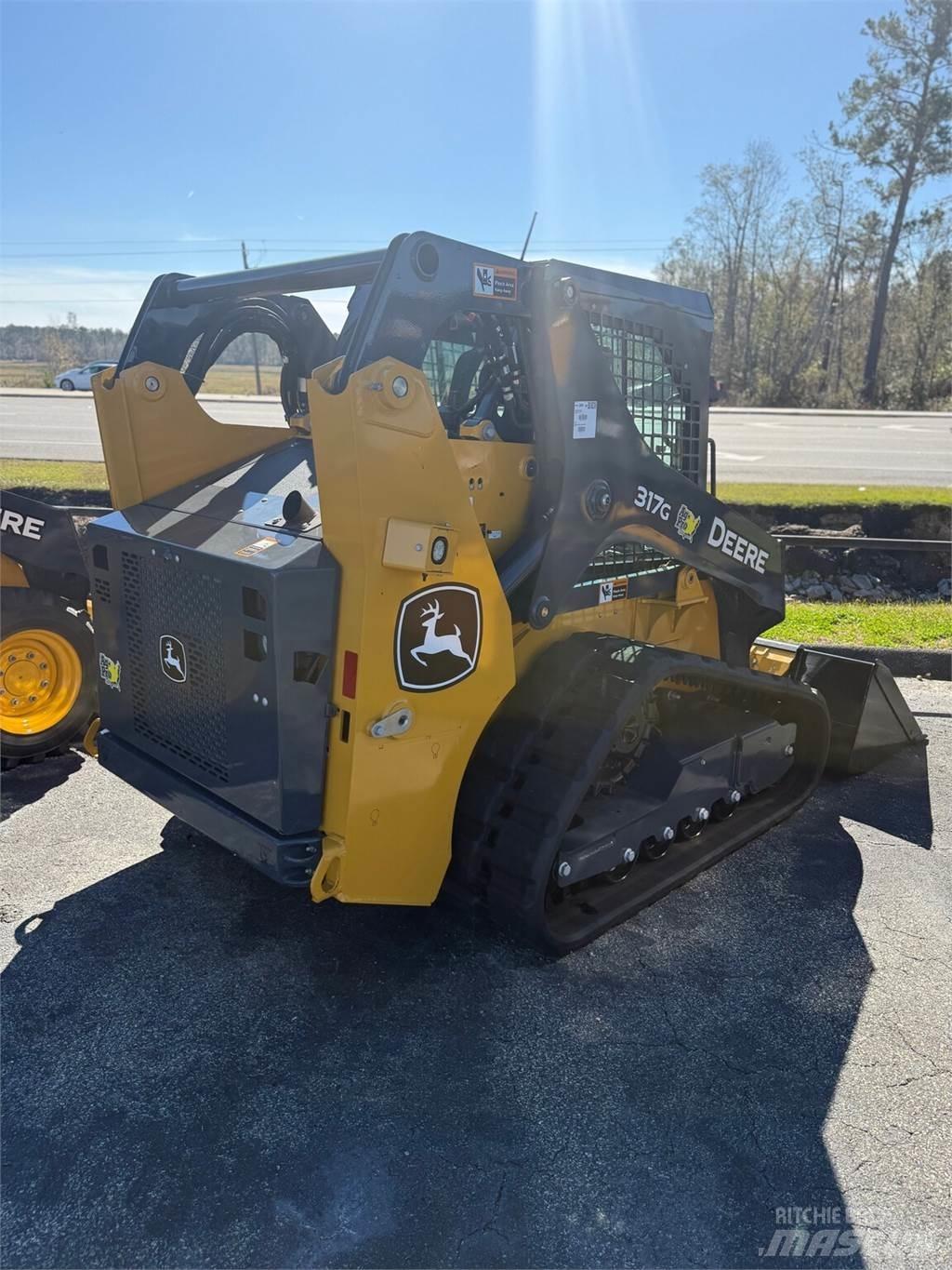 John Deere 317G Mini pale