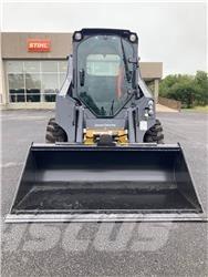 John Deere 318G Mini Pale Gommate