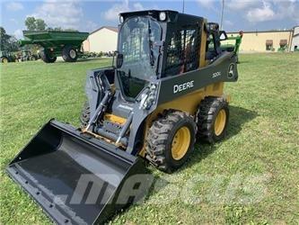 John Deere 320G Mini Pale Gommate
