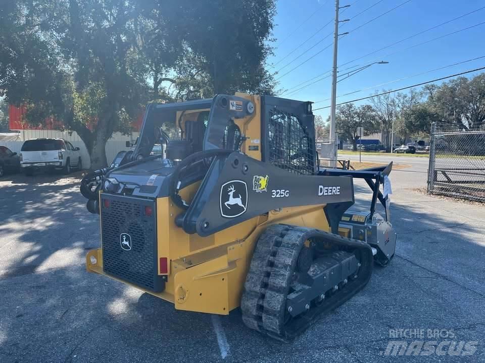 John Deere 325G Mini pale