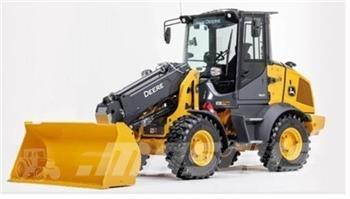 John Deere 326P Pale gommate