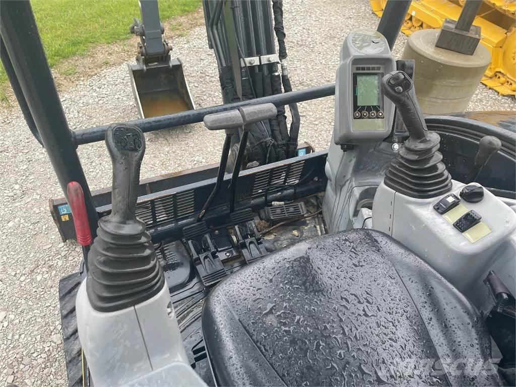 John Deere 35G Miniescavatori