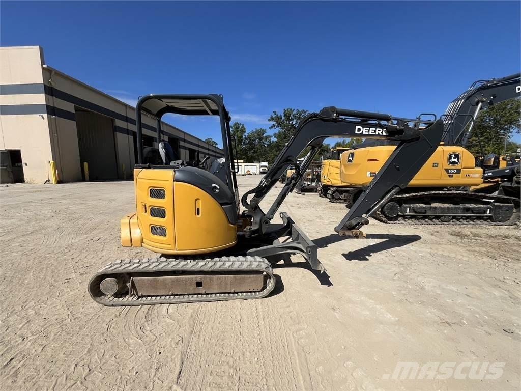 John Deere 35G Miniescavatori