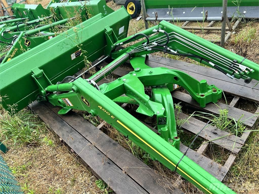 John Deere 400E Trattori