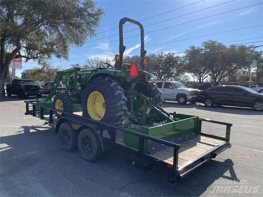 John Deere 4044M Trattori