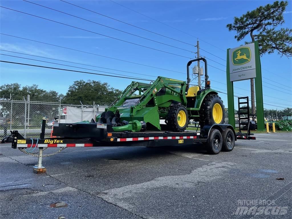 John Deere 4044M Trattori