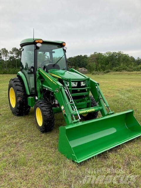 John Deere 4044R Trattori
