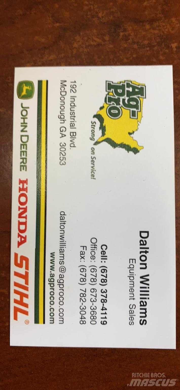 John Deere 4052M Trattori