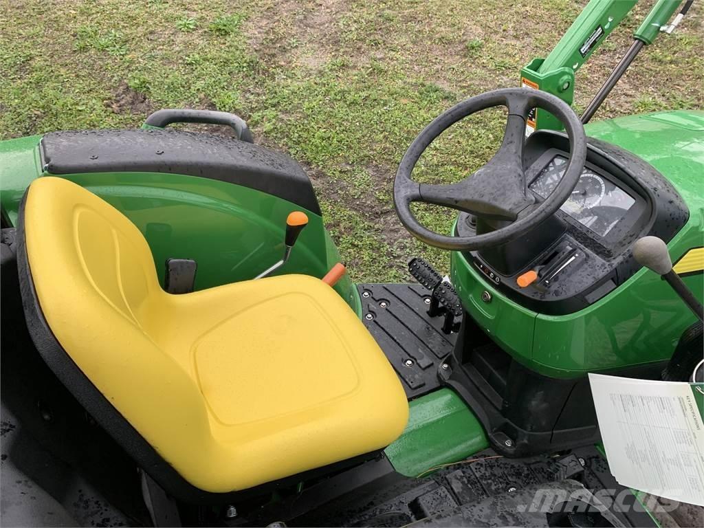 John Deere 4066M Trattori