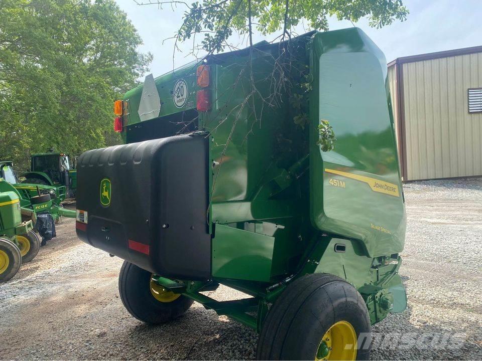 John Deere 451M Rotopresse