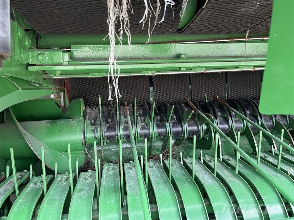 John Deere 451M Rotopresse