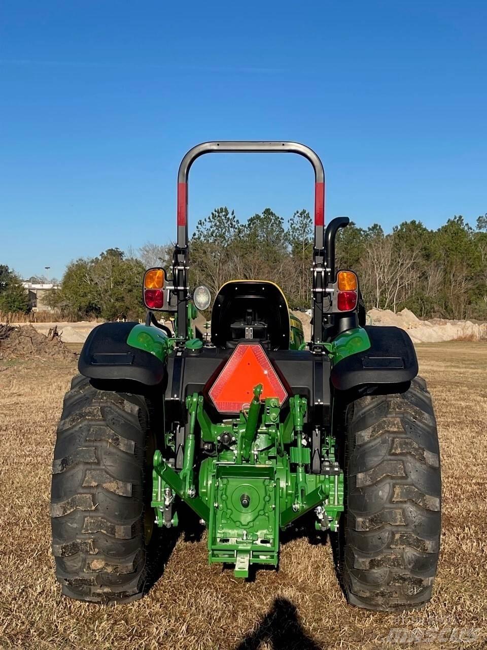 John Deere 5045E Trattori