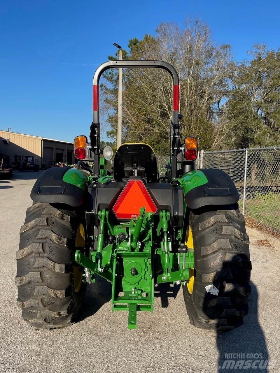 John Deere 5045E Trattori