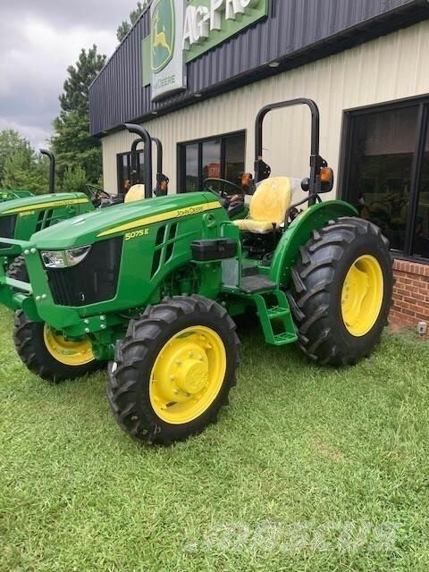 John Deere 5075E Trattori
