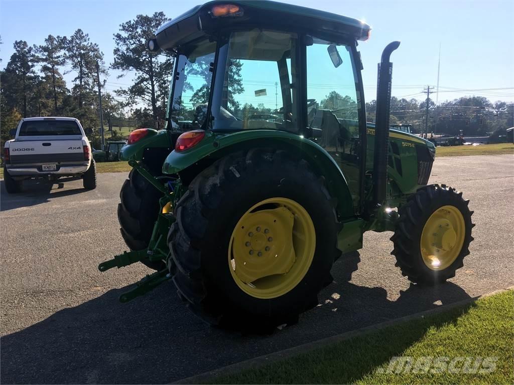John Deere 5075E Trattori
