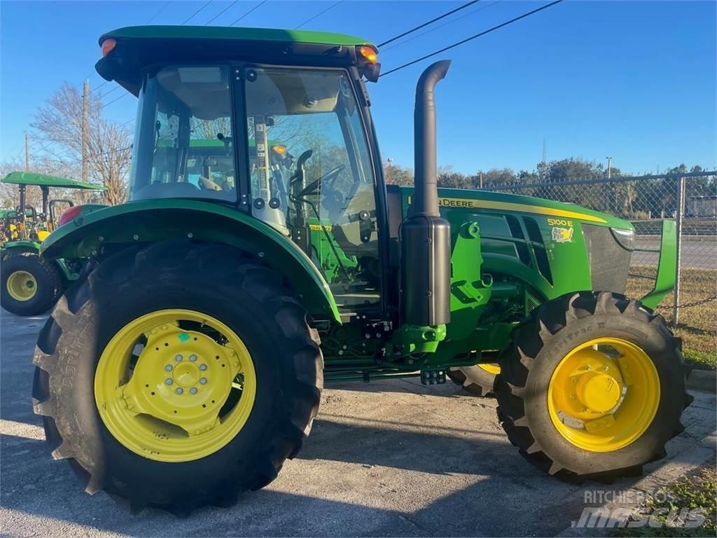 John Deere 5075E Trattori