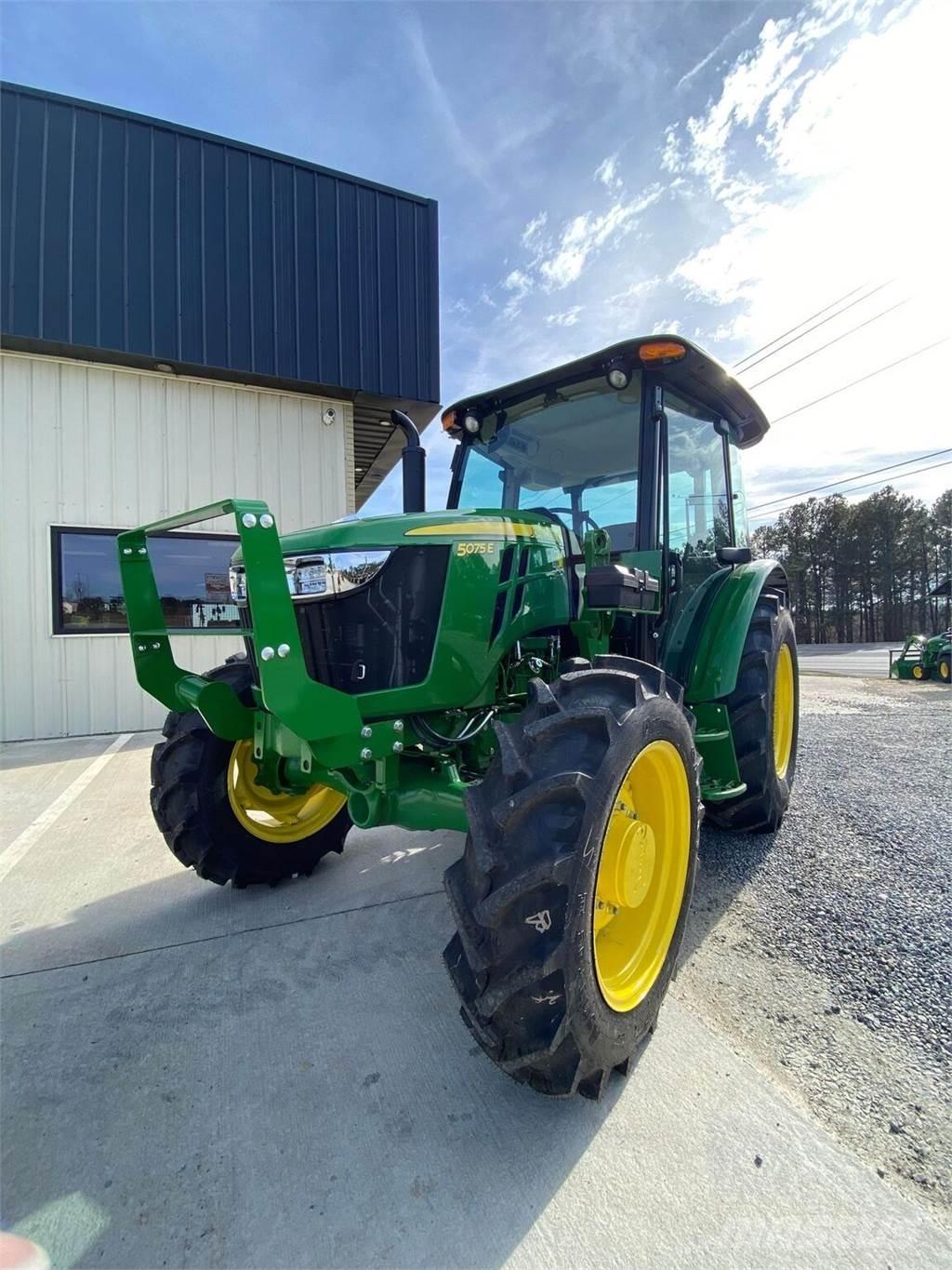 John Deere 5075E Trattori