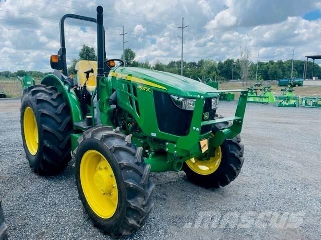 John Deere 5075E Trattori