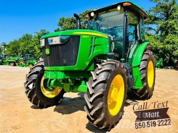 John Deere 5090E Trattori