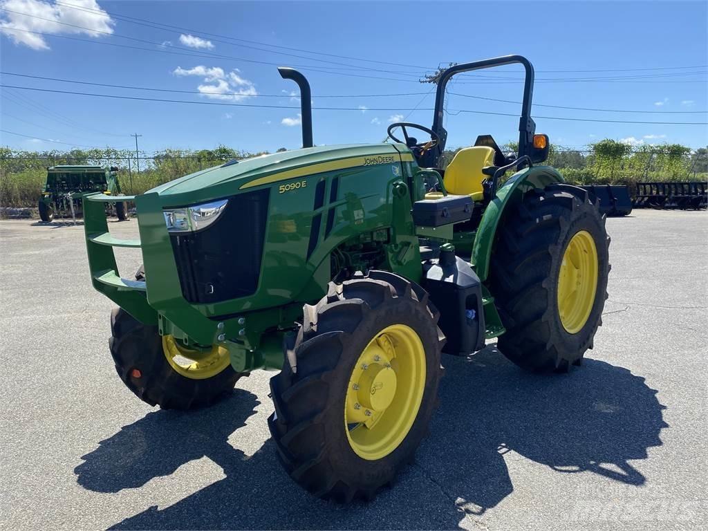 John Deere 5090E Trattori