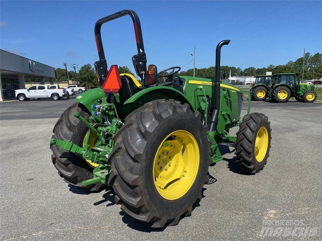 John Deere 5090E Trattori