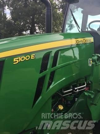 John Deere 5100E Trattori