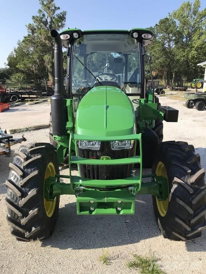 John Deere 5105M Trattori