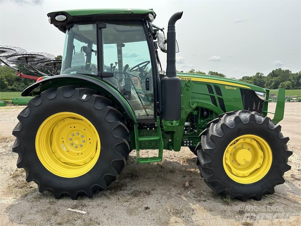 John Deere 5120M Trattori