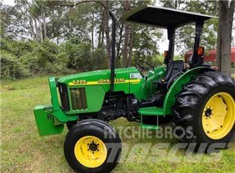 John Deere 5205 Trattori