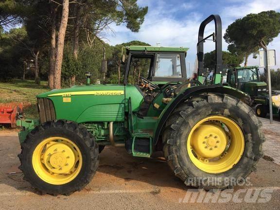 John Deere 5515 Trattori