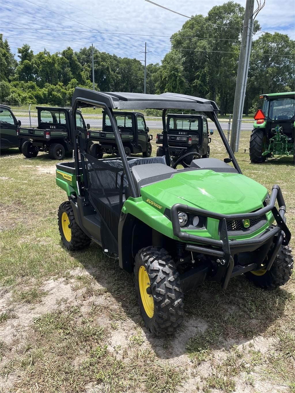 John Deere 560E Veicoli utilitari