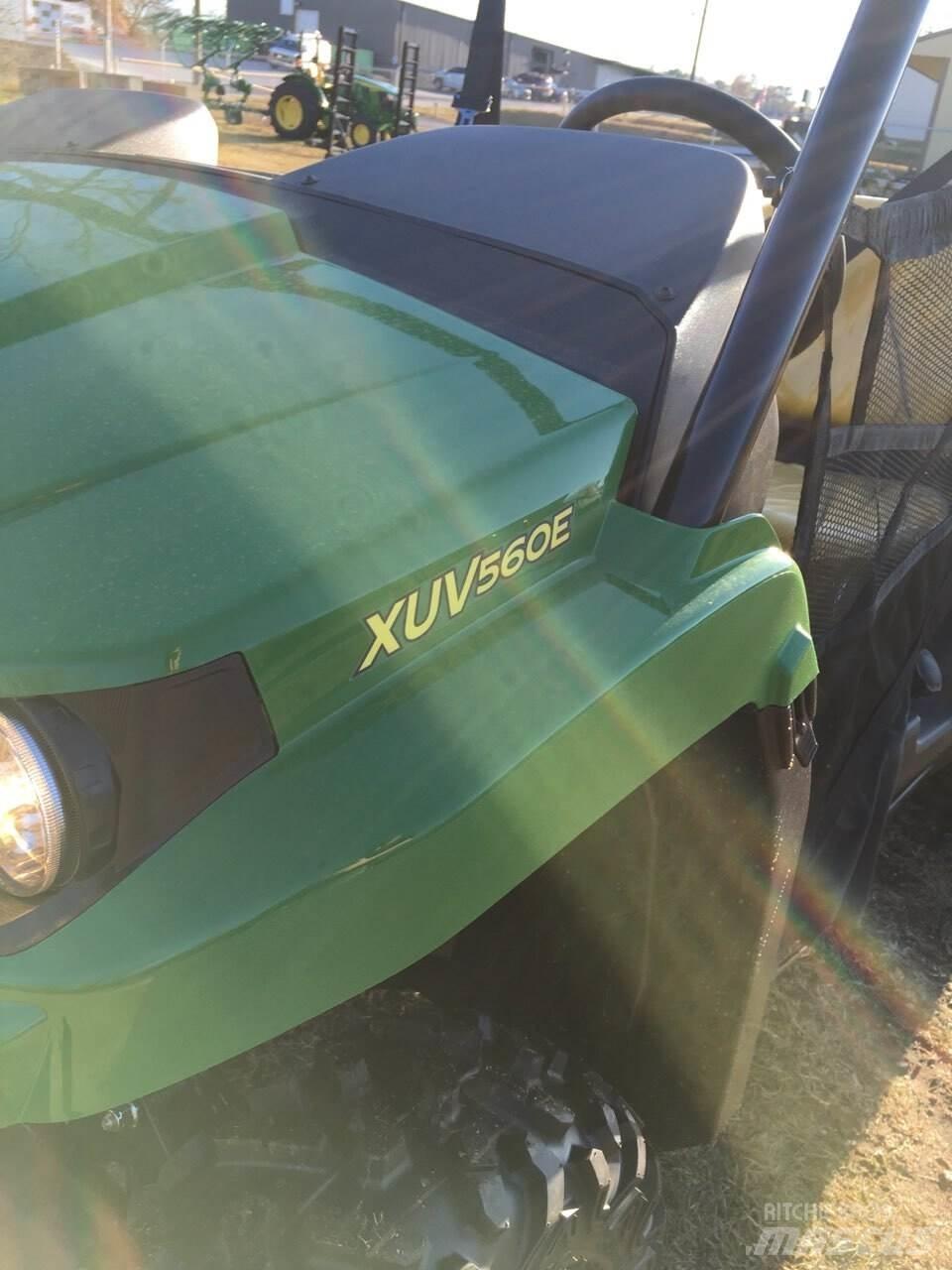 John Deere 560E Veicoli utilitari