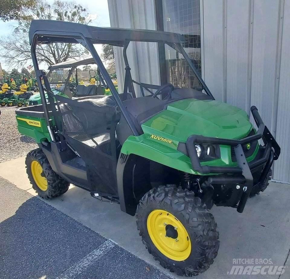 John Deere 560E Veicoli utilitari