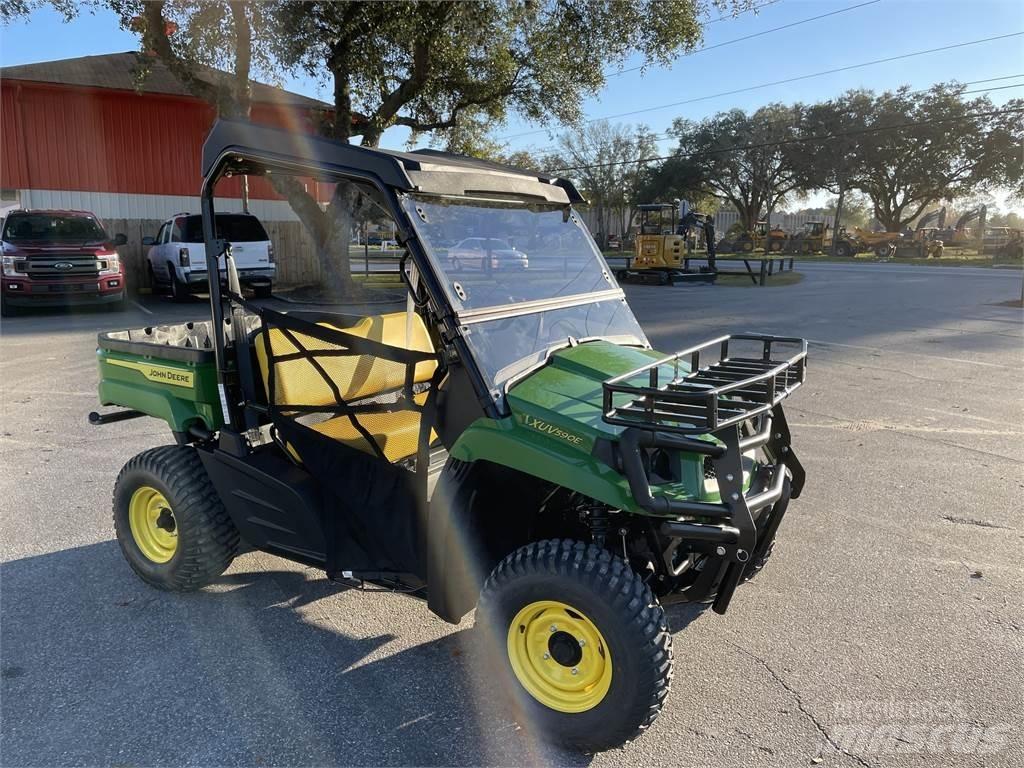 John Deere 590E Veicoli utilitari