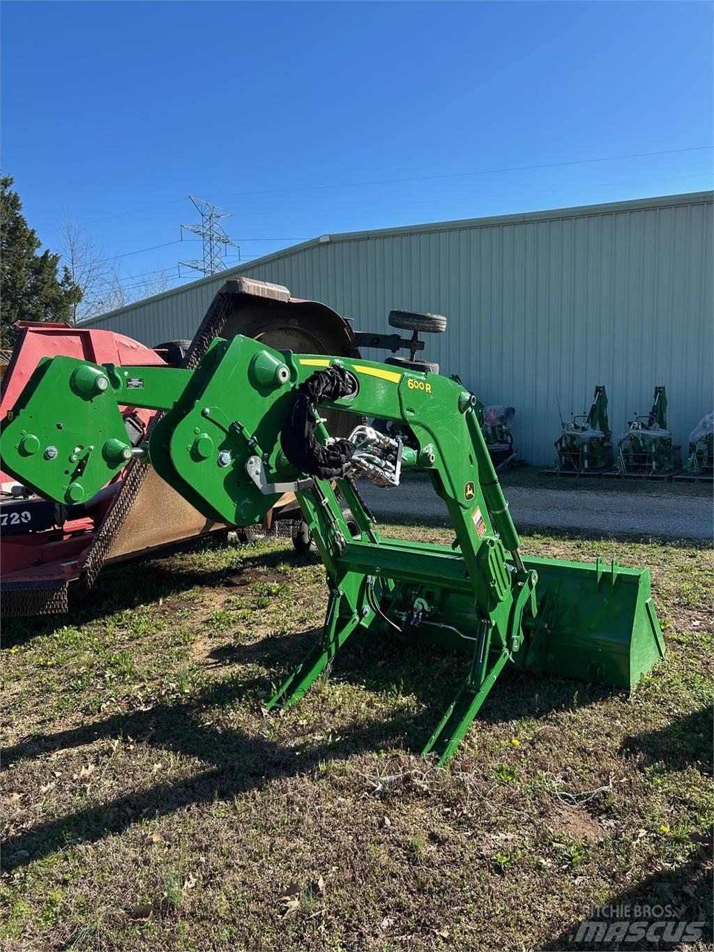 John Deere 600R Trattori