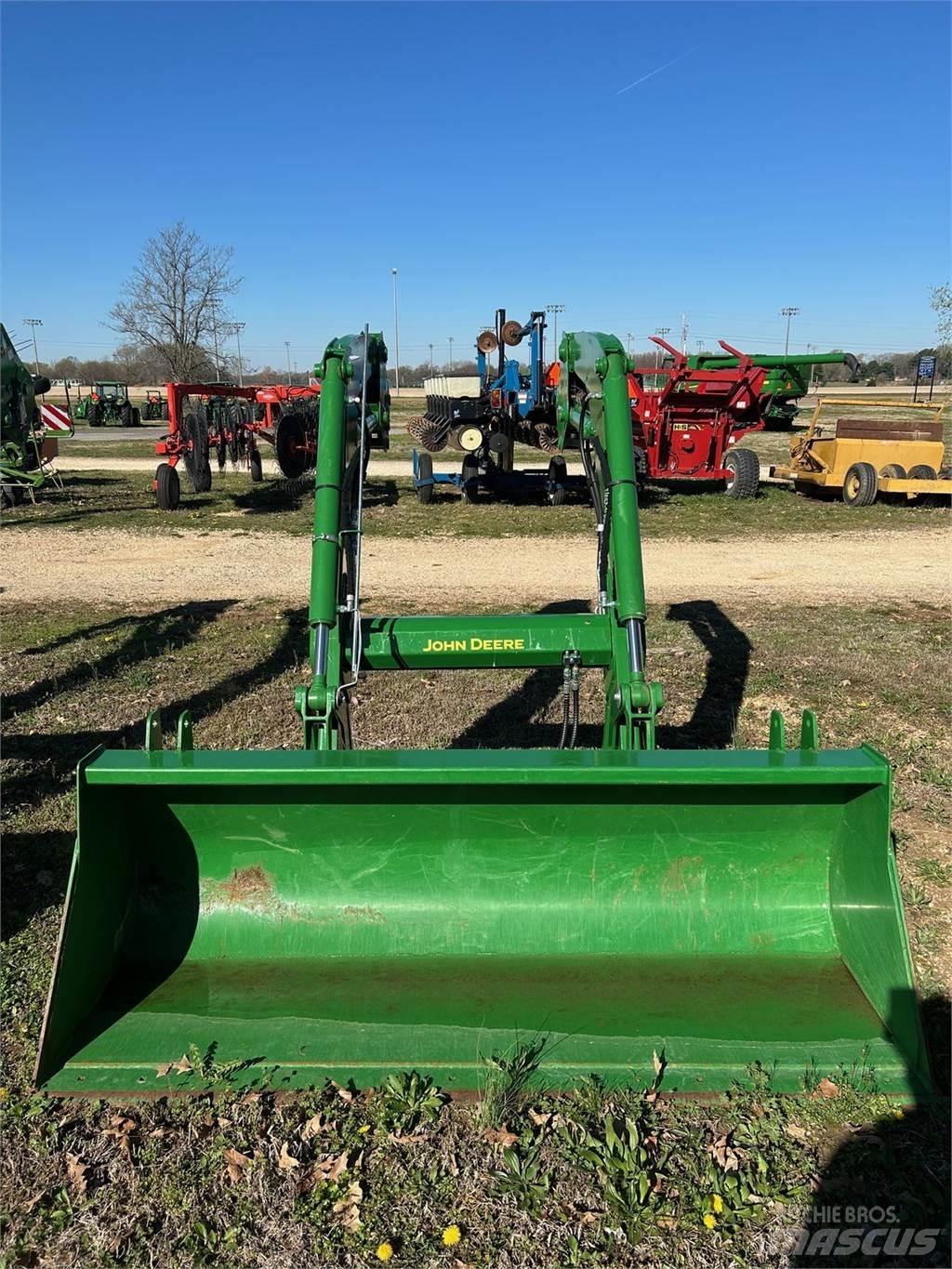 John Deere 600R Trattori