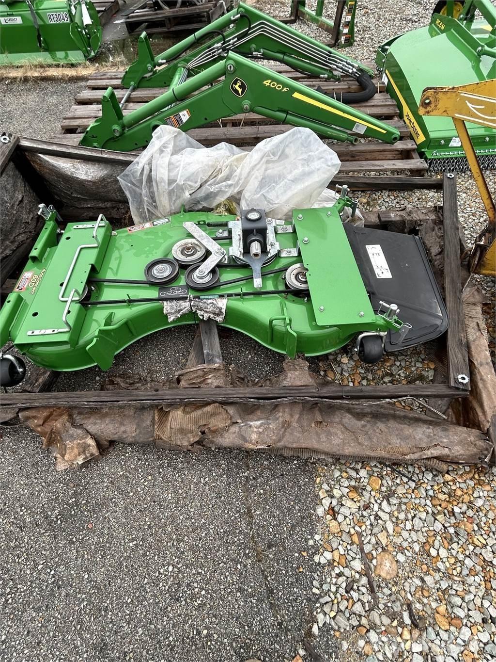 John Deere 60D Falciatrici