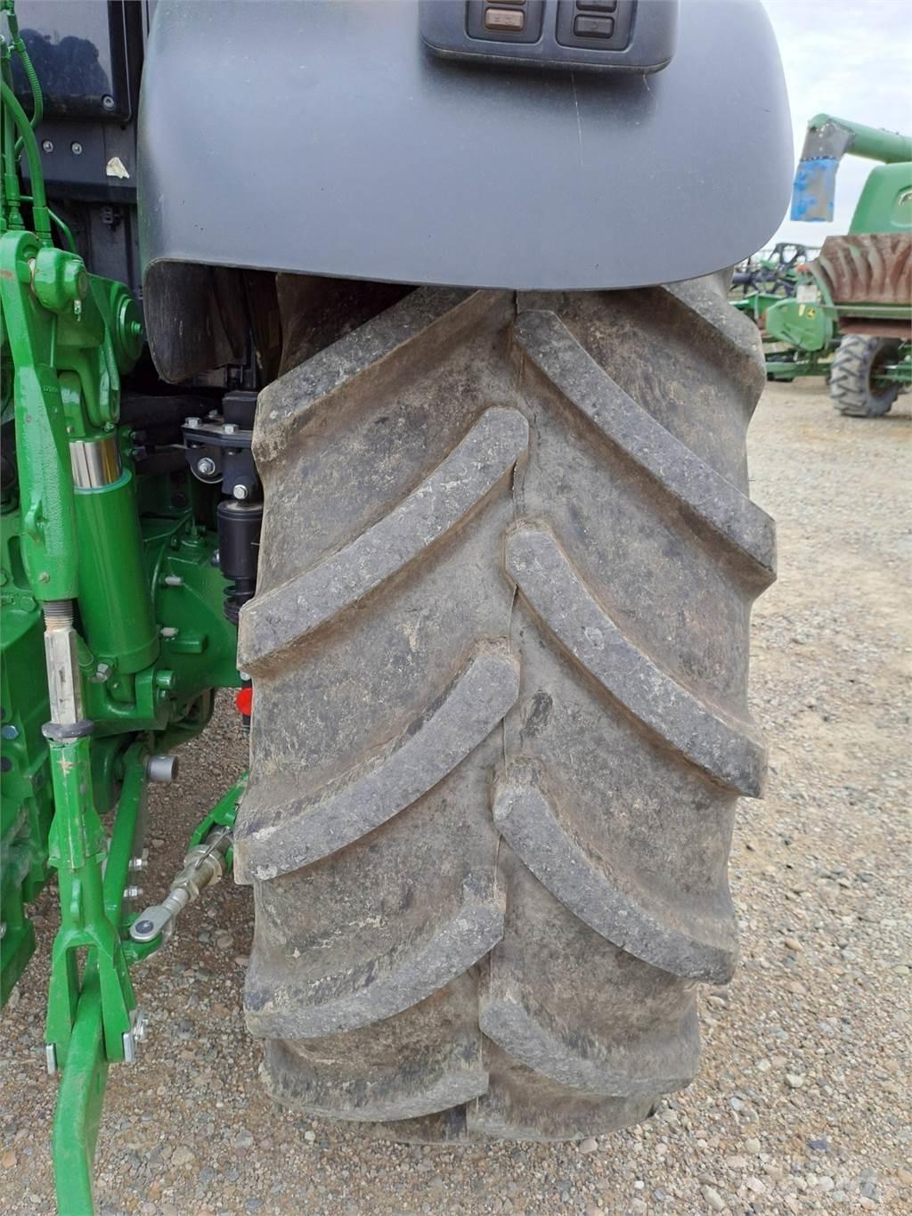 John Deere 6155M Trattori